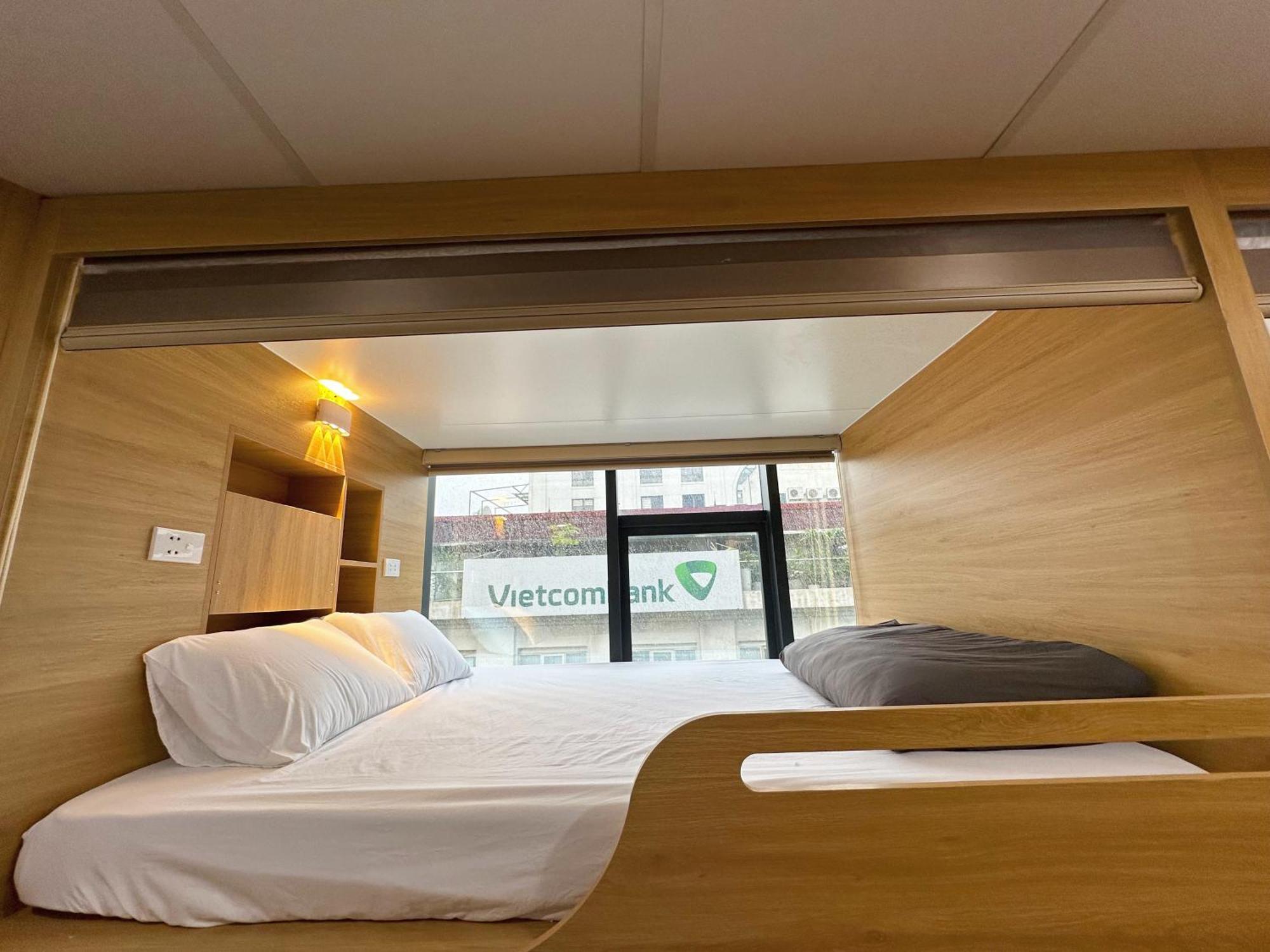 Hanoi Capsule Station Hostel Bagian luar foto