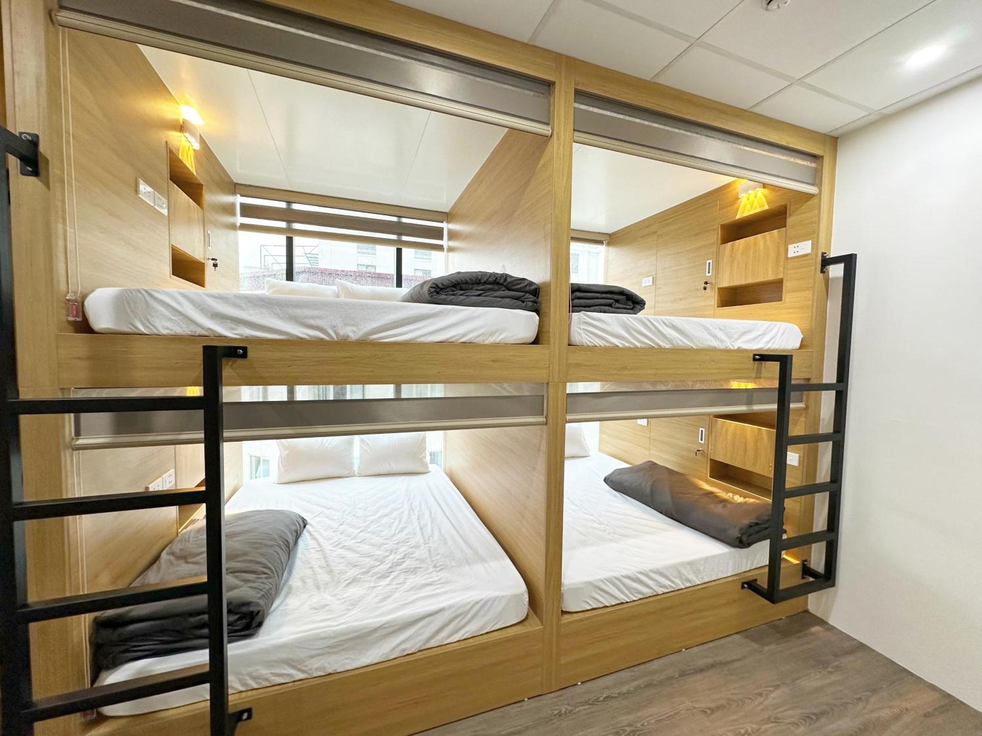 Hanoi Capsule Station Hostel Bagian luar foto